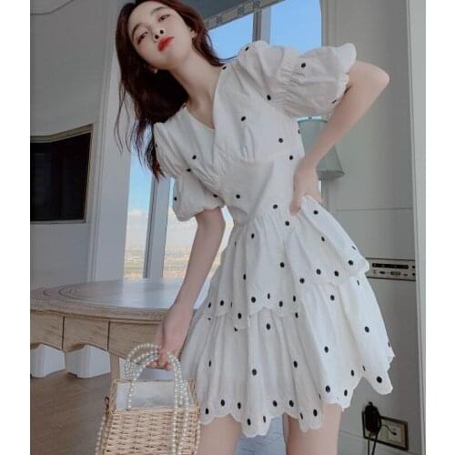 White Vintage Dress Women V-Neck Bubble Sleeve Polka Dot Dress French Cake Fairy Dress Beach Party Dress 2021 Summer New Fashion