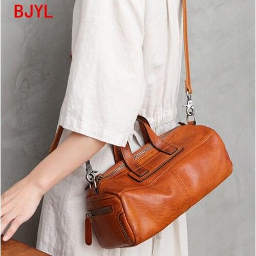 2020 New Wild Casual Leather Women Handbag Motorcycle Bags Large Capacity Literary Retro Small Diagonal Cross Leather Female