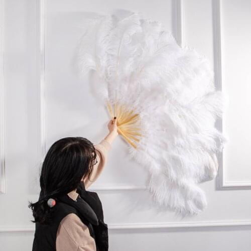 Fast Express Shipping White Ostrich Feather Hand Fan For Wedding Stage/Show Props Folding Fans High Quality
