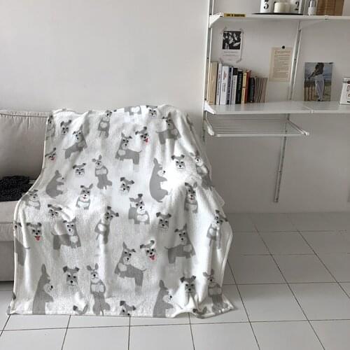 Cartoon Grey Dog Pet Throw Blanket Picnic Travel Blanket Portable Soft Bedspread Microfiber Flannel Blankets for Beds