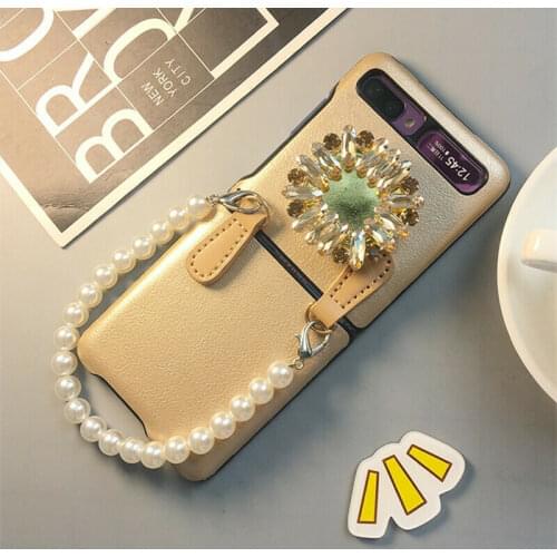 For Samsung Galaxy Z Flip 4G 5G 3 Flip3 Luxury Bling Diamond Mirror Bracelet Portable Pearl Hand Chain Gold Leather Case Cover