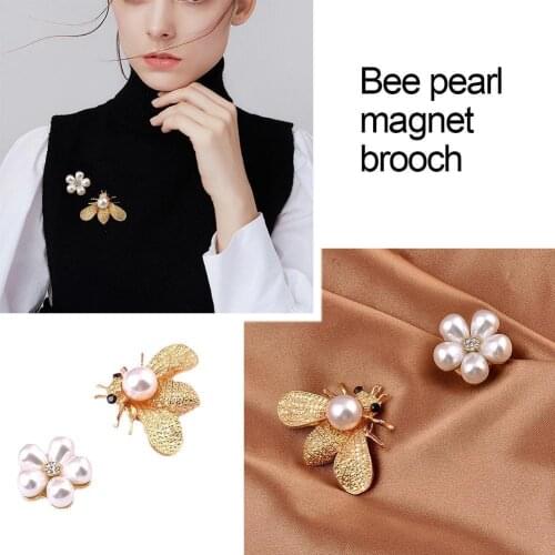 Bee Pearl Magnet Brooch Anti-glare Buckle Brooch Wholesale Fashion Clothing with Accessories Ladies Brooch Selling