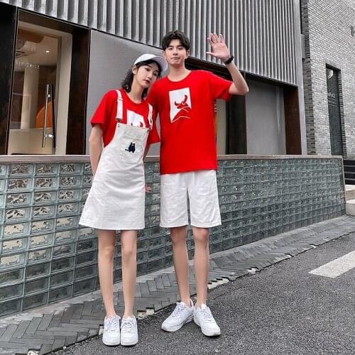 The new summer couples wear red short-sleeved T-shirts and suspenders skirt for couples clothes couples clothing 8001