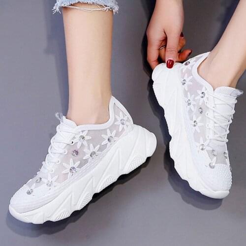 Colorful Mixed Colors Sneakers Womens Summer Leisure Style Outdoor Mesh Running Shoes Lace-Up Thick Bottom Hollow Breathable