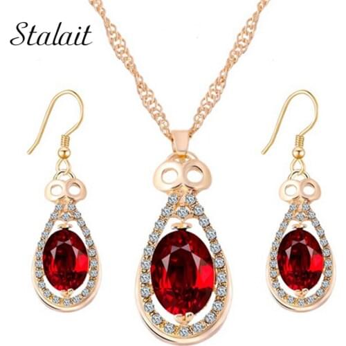 Wholesa Women Crystal Enamel Jewelry Set 3 Color Gold Color Hollow Jewelry Sets Chain Necklace Earrings Sets For Mum Accessories