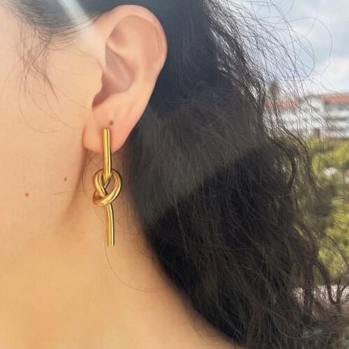 Punk Hip Hop Luxury Brand Design France Style Personality Bar Knotted Gold Stud Earrings For Women Charms Ear Jewelry Gift