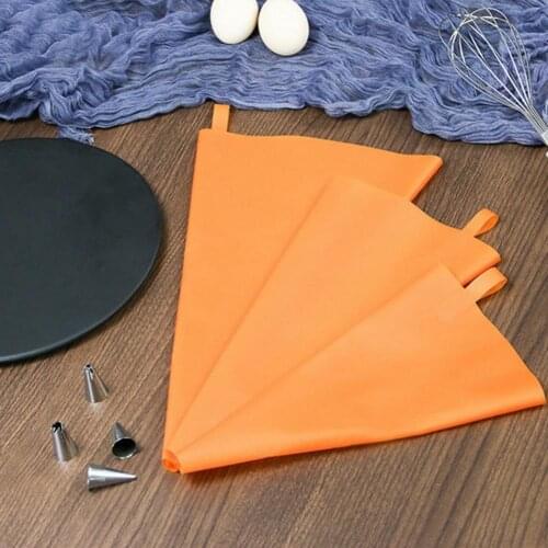 1 Pcs Cake Baking Decorating Tools Silicone Pastry Bag Cake / Cookies Piping Bags Kitchen Accessories 10/12/14/16/18 Inches