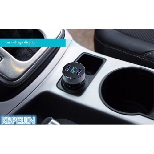 HO Car styling Smart Car Charger Digital Display Dual USB Phone Charger for Land Rover discovery 2 3 4 freelander 1 accessories