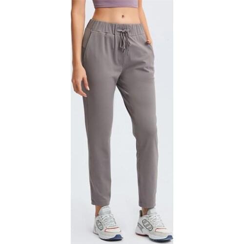 Women Loose Fit Sport Workout Joggers Soft Elastic Workout Gym Joggers with Two Side Pocket Running Clothes