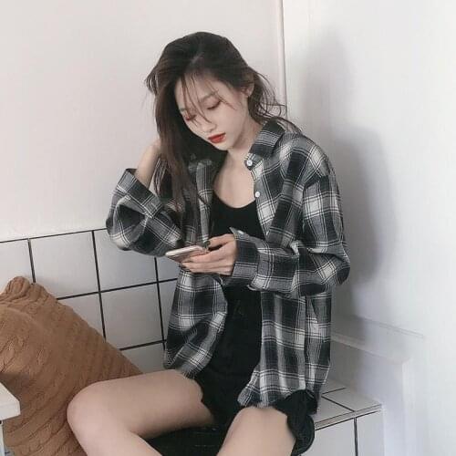 Blouse Women Spring Autumn Black White Plaid Shirt Womens Long Sleeve Loose Top Retro Coat Blusas Mujer De Moda