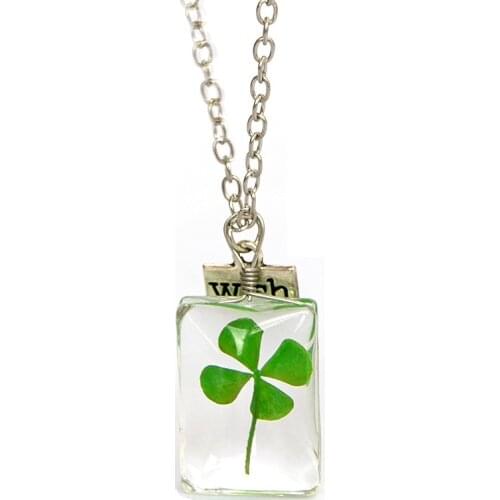 Dried Leaves Lucky 4-Leaf Clover Pendant Necklace Square Glass Love and Luck Jewelry for Women Girls Gift
