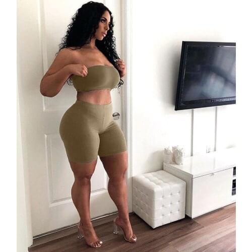 Two Piece Women Sports Outfits Off Shoulder Tube Tops and Short Pants Backless Casual Sexy Outfits Summer 2021 Women Clothing
