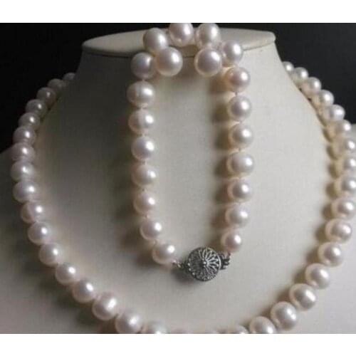 New hot New 8-9MM White Freshwater Cultured Pearl Necklace Bracelet Earrings Set
