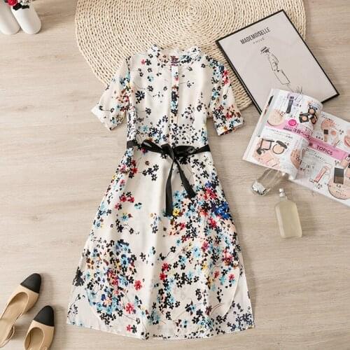 Elegant and beautiful details Long Floral short sleeve lace up silk dress