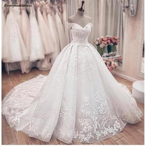 Princess Ball Gown Wedding Dresses Lace 2020 Appliques V-Neck Lace Up Off Shoulder Bridal Gowns Vestido de Noiva Robe De Mariee