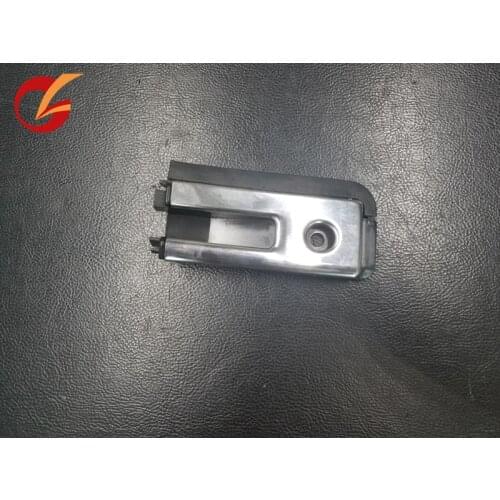 Use for Nissan caravan E24 1996-2001 model sliding door rail end cap
