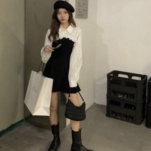 Hepburn style suit female 2021 autumn new Korean retro white shirt suspender skirt temperament two-piece fashion club costume