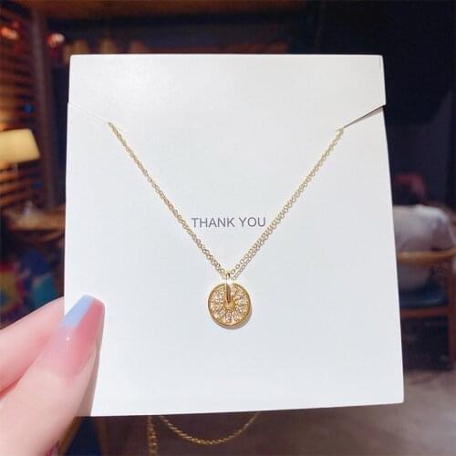 Hollow lucky flower necklace female simple temperament niche design sense ins tide net red clavicle chain baroque jewelry