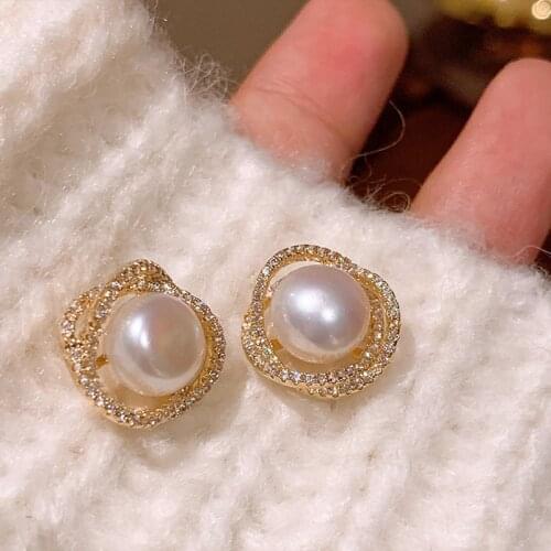 2020 New Unusual Geometric Whirlpool Shape Pearl Earrings For Woman Exquisite Fashion Jewelry Party Luxury Accessories Earrings