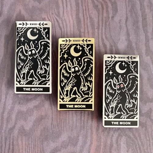 Oujia Mothman X The Moon Tarot Card Brooch Pins Enamel Metal Badges Lapel Pin Brooches Jackets Jeans Fashion Jewelry Accessories