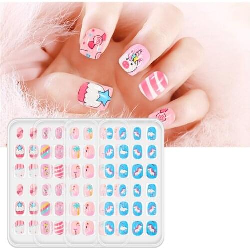 24Pcs/box Kids Full Cover False Nails Press On Self Adhesive Nail Manicure Tips Candy Color Fake Nails Nail Art for Children
