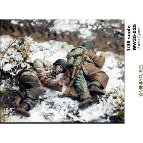 1:35 Scale WWII US Two Soldiers Injured Battlefield Called Medic Scene Miniatures Unpainted Assembling Static Resin Model Kits