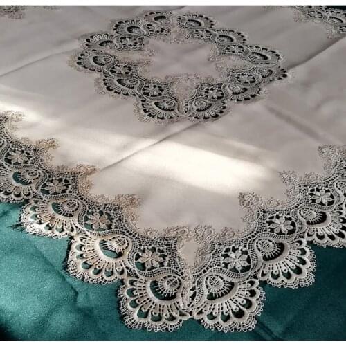 TLFUXIU Satin Tablecloths On The Table