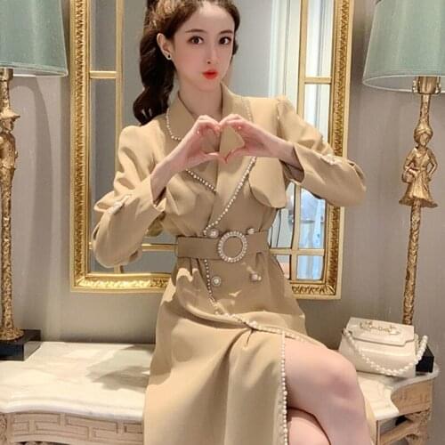 Take off glasses moth Women's Long Trench Coats