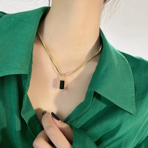 UUEING Gold Pendants