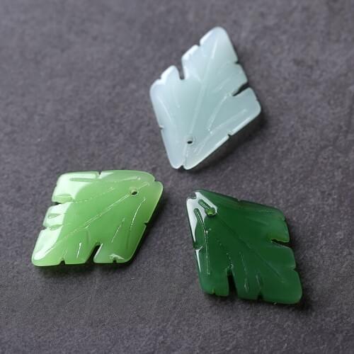 10pcs 20x27mm Handmade Green Color Glasses Beads Leaf Shape Lampwork Beads Charm Pendant for DIY Necklace Jewelry Findings