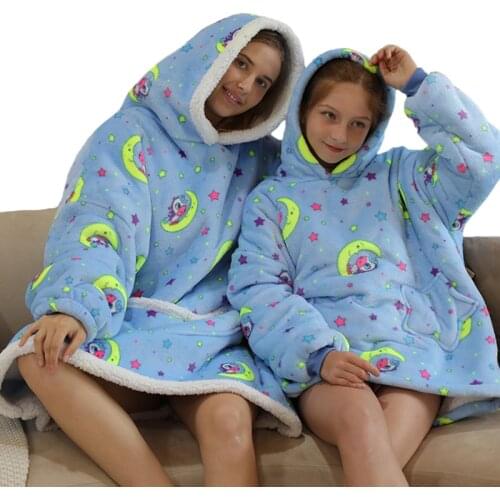 Oversized Family look Homewear Plush Fleece Sherpa Blanket Thick Girls Sleepwear ,if you need two Warm Hoodie, please order two