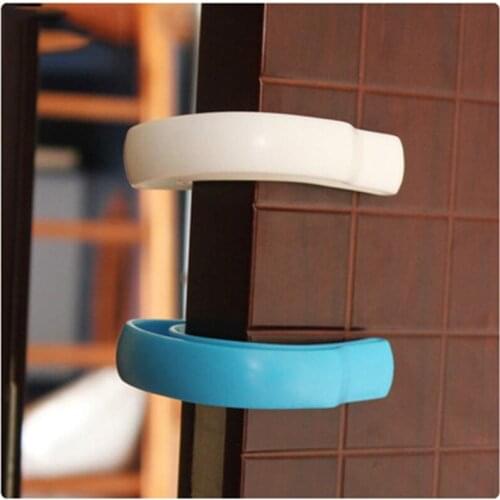 U-shaped Plastic Door Stop 2021 Hot Selling Practical & Good Quality Cartoon Safety Door Card Windproof Door Clip
