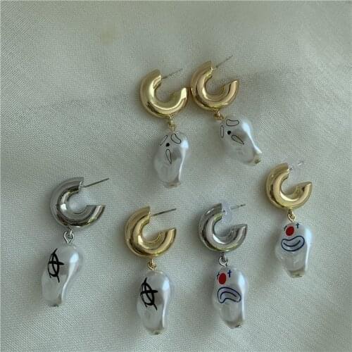 AOMU S925 INS Baroque Pearl Metal Asymmetrical Funny Clown Graffiti Personality Drop Earrings for Women Fashion Jewelry Gifts