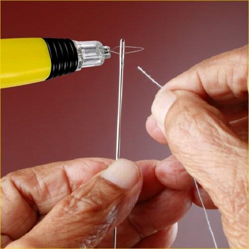 1pcs Lighted Needle Threader Insertion Tool Wire Stitch Insert With Led for Sewing Machine Stitch Insertion Accessories