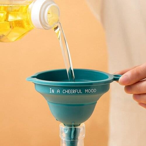 1pcs Foldable Funnel Silicone Retractable Funnel Folding Portable Funnels Be Hung Household Liquid Dispensing Kitchen Tools