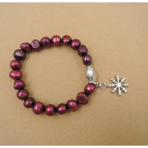 Christmas bracelet made of 100% nature freshwater pearl
