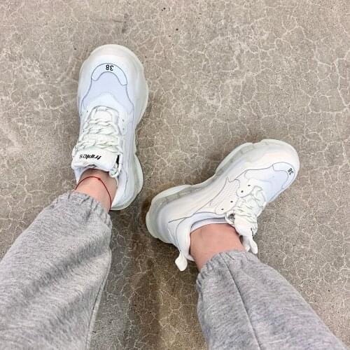 2021 Spring Luxury Designer Crystal Bottom Air Cushion Leather Mesh Casual Shoes Woman Platform White Sneaker Chunky Dad Shoes