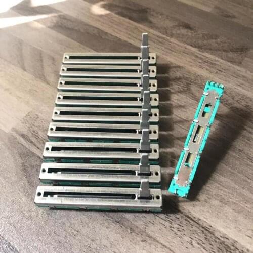 10Pcs/LOT Dual Potentiometer B20K Handle Length 20MM 6 feet 60MM / B20Kx2 B203