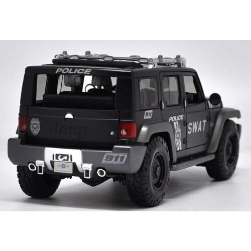 Limited Edition 1/18 Alloy Car Diecast Model Part 3 Time Machine DeLorean Vehicle Metal Toys Back To The Future Gifts Souvenir