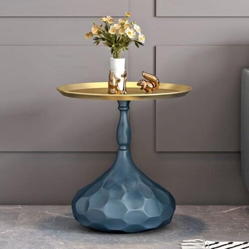 Nordic Wrought Iron Living Room Coffee Tables for Restaurant Side Table Simple Modern Bedroom Bedside Table Hotel Round Endtable