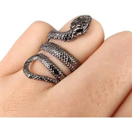 Snake Punk Jewelry Retro Funny Rings Gothic Accessories Anillos Grandes Chunky Aesthetic Emo Fashion Style Boy Gift Men Party