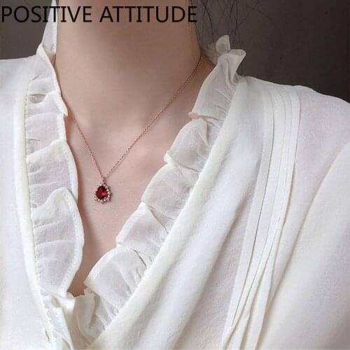 2020 New Water Drop Red 1.5 Carat CZ Female Pendant Necklace Wedding Prom Party Luxury Jewelry Gift