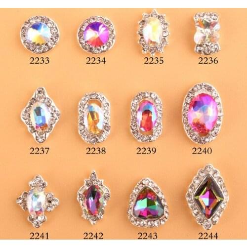 100PCS/Lot Nail Art Pearl Crystal Rhinestones Jewels Charm Gems 100 PCS/bag In 3D Nail Art Rhinestone Charm