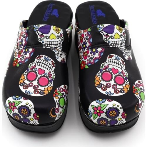 Skull Patterned Orthopedic Sabo Slippers 2021 New Women Comfortable Comfort Nurse Doctor Hospital Orthopedic Cook Work Slippers