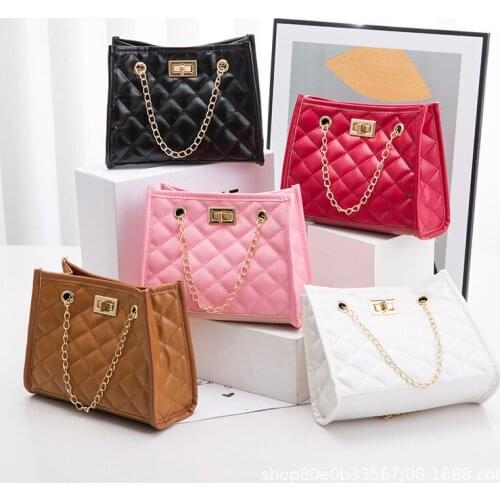 Women Bag PU FLAP LOCK Fashion Solid Hasp SOFT Chain Shoulder Bag Pures and Bag Crossbody Luxury Designer Bag Euro-America Style