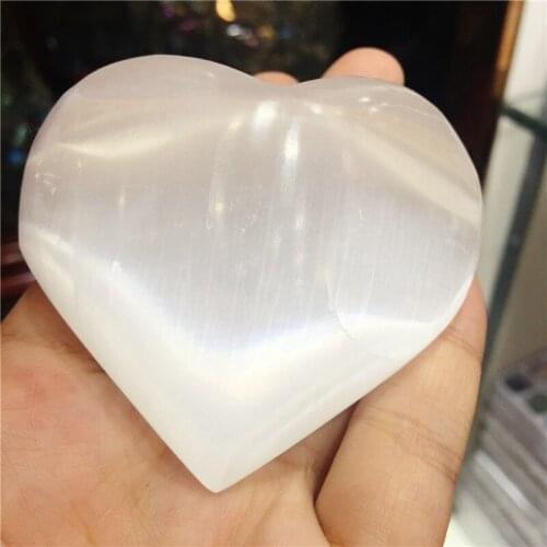 1pcs White Selenite Heart Quartz Crystal Love Stone Fraueneis Mineral Specimen As Gifts for Home Decoration