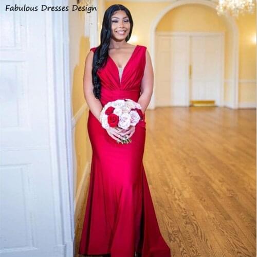 2021 Red Long Bridesmaid Dresses Sexy V-neck Backless Mermaid Wedding Party Dress Pleated Elegant Robe De Soirée De Mariage