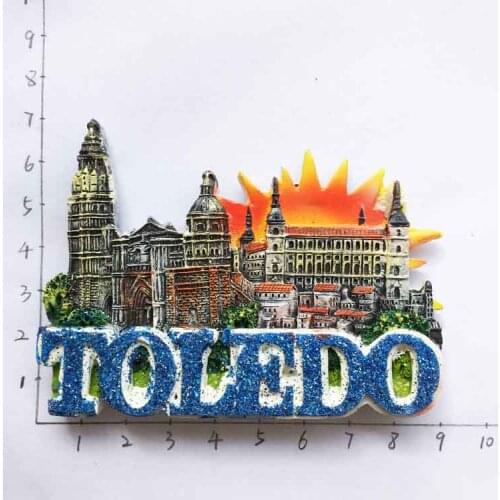 QIQIPP Tile refrigerators at Toledo La Catedral Cathedral in Spain are accompanied by creative tourist souvenirs