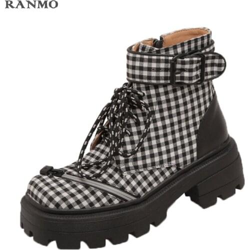 Fashion Martin boots 2021autumn and winter new classic plaid striped side zipper opening womens shoes thick shoes low heel shine