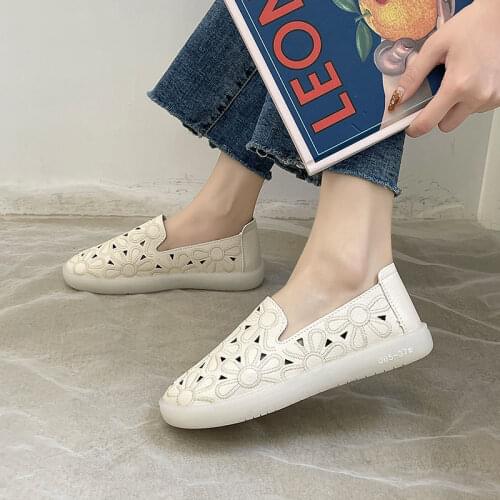Hollow Single Shoes Womens Spring 2021 New Fashion All-match Soft Bottom Breathable One-step Pregnant Women Nurse Shoes
